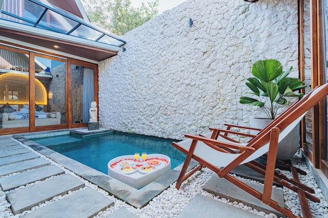 イリニ ヴィラズ