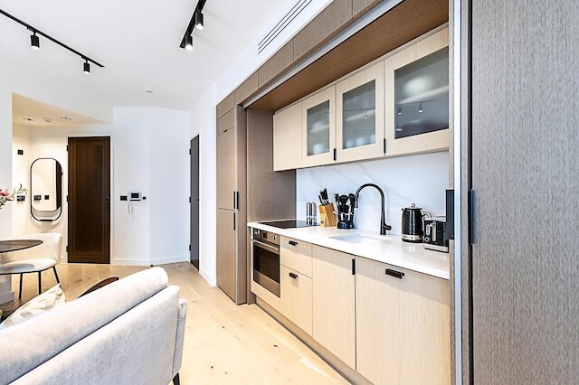 エレガント フラット イン ノッティングヒルズ ハートビート