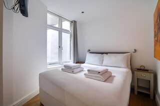 ラブリー チャリングクロス アパートメント