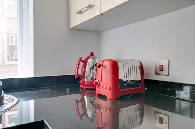 ラブリー チャリングクロス アパートメント