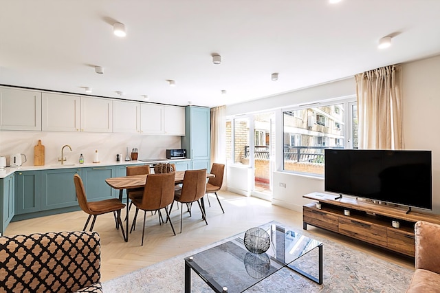 3 ベッド イン ザ ハート オブ コベントガーデン