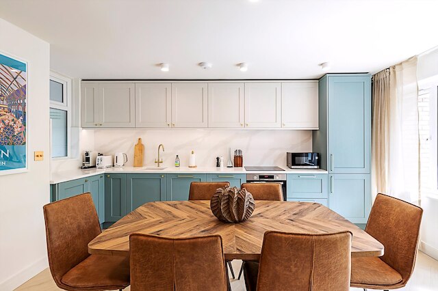 3 ベッド イン ザ ハート オブ コベントガーデン