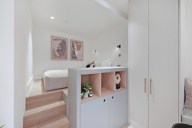 スタイリッシュ アールズ コート スタジオ プラス パティオ