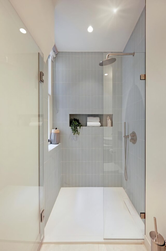 スタイリッシュ アールズ コート スタジオ プラス パティオ