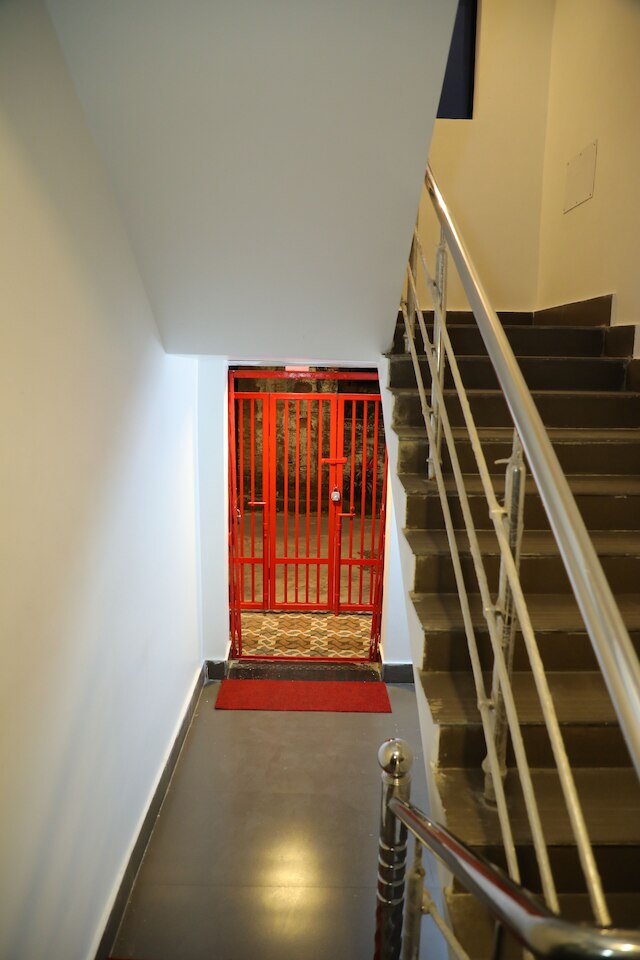 アーシアナ ゲストハウス エンタイア 2BHK サービスアパートメンツ コルカタ