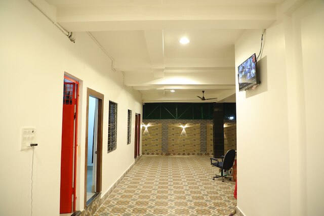 アーシアナ ゲストハウス エンタイア 2BHK サービスアパートメンツ コルカタ