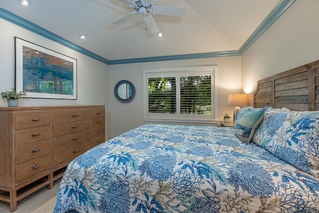 マアラエア サーフ B1 2 ベッドルーム コンド