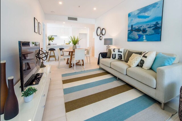 2ベッドルーム フード ドリンク ハブ プール バルコニー ジム ルーフトップ