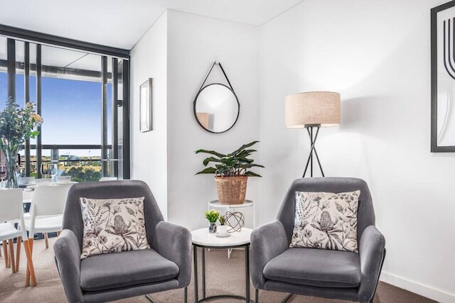 2ベッドルーム ラグジュアリー スカイタワー ビューズ CBD プール ジム Netflix