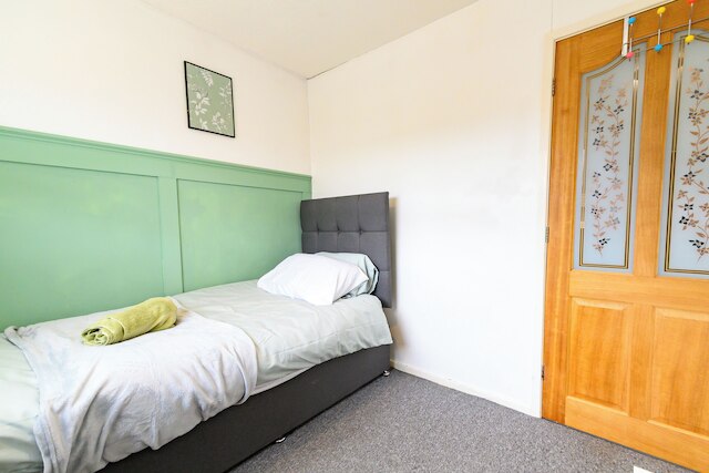 リラクシング 4ベッドルーム ニア シティ センター