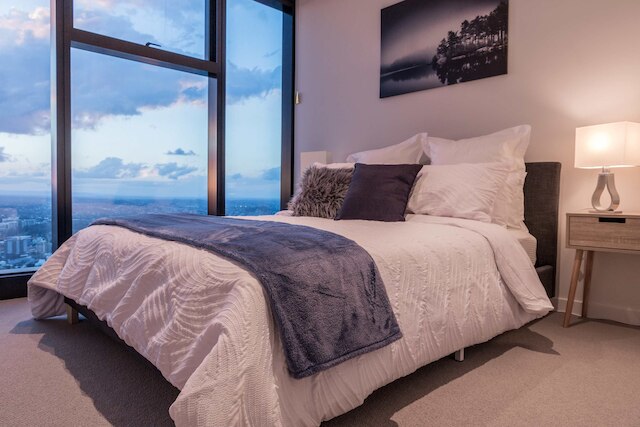 2 ベッドルーム ラグジュアリー スカイタワー ビュー CBD プール ジム Netflix