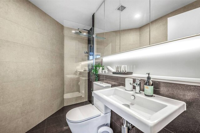 2 ベッドルーム ラグジュアリー スカイタワー ビュー CBD プール ジム Netflix