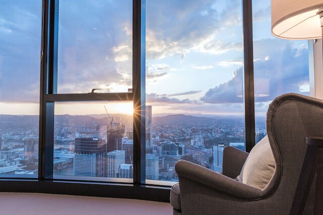 2 ベッドルーム ラグジュアリー スカイタワー ビュー CBD プール ジム Netflix