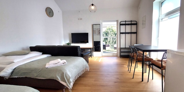 エアポート メッセ アパートメンツ