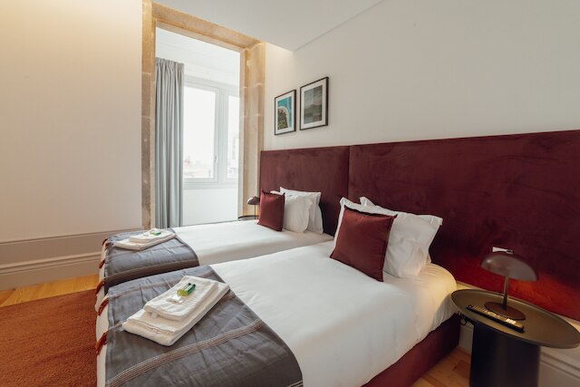 ハート オブ ポルト アパートメント F デュプレックス by Vacationy