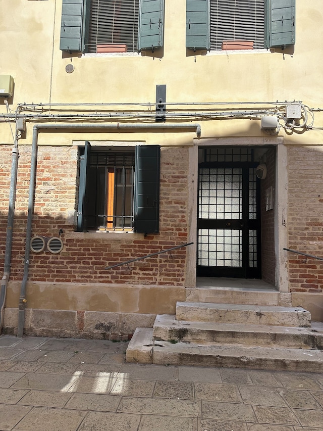 カ フェティエール カナル ビュー