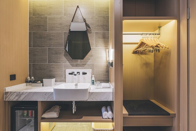 Shanghai Atour Hotel On The Bund-People