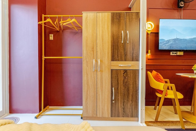 モダン スタジオ プールサイド バルコニー ニア マクタン エアポート