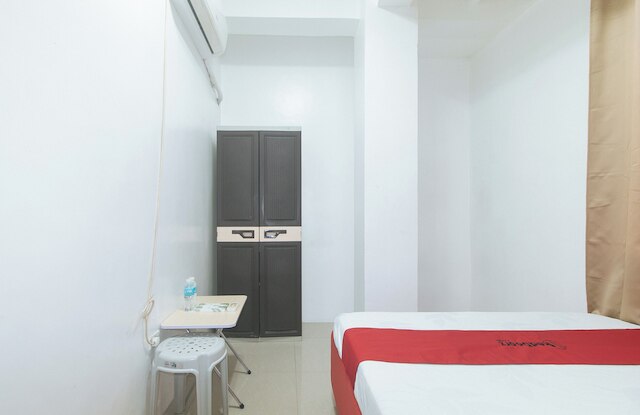 レッドドアーズ アット ナジャール レジデンシズ ニア NAIA