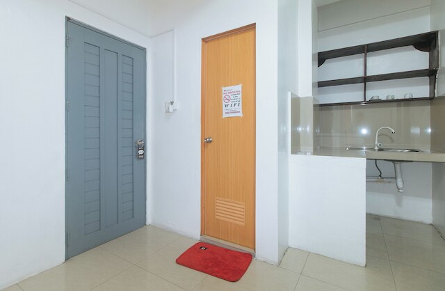 レッドドアーズ アット ナジャール レジデンシズ ニア NAIA