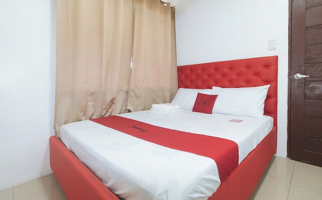 レッドドアーズ アット ナジャール レジデンシズ ニア NAIA