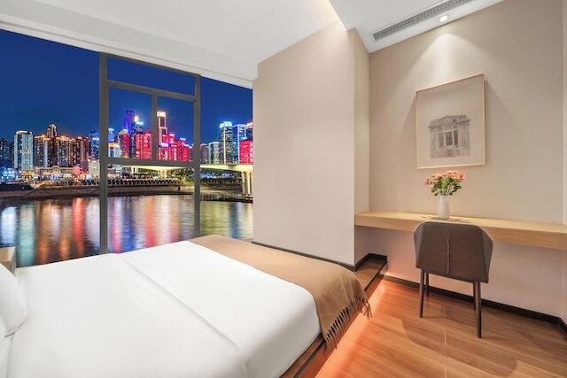 Heyo Hengyue Huasong Hotel