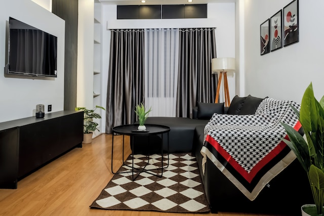 ミニマリスト アパートメント アット DAC インターナショナル エアポート メッセージ トゥ アヴェイル スペシャル オファー フォー フライト キャッチャー