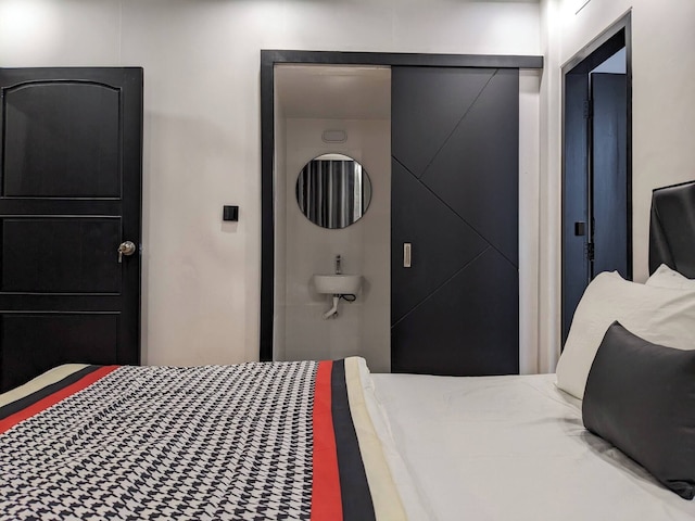 ミニマリスト アパートメント アット DAC インターナショナル エアポート メッセージ トゥ アヴェイル スペシャル オファー フォー フライト キャッチャー