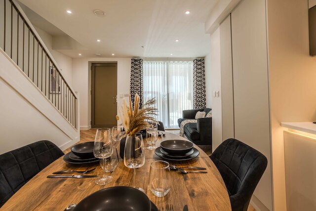 ザ ヒドゥン スイート - 4 ベッドルーム タウンホーム ルーフ トップ