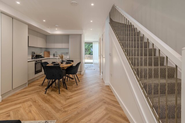 ザ ヒドゥン スイート - 4 ベッドルーム タウンホーム ルーフ トップ