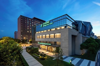 Holiday Inn Hotel & Suites Shanghai Changfeng by IHG