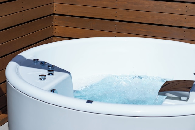 amarancia cottage hugging nature house