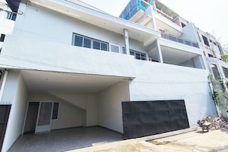 トゥメサ ゲストハウス シャリア 2