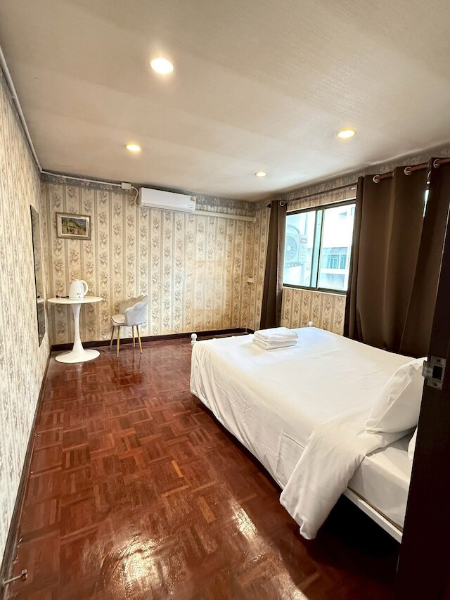 ステイ オン スクンビット 11