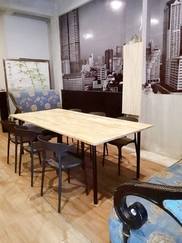 GO INN シーロム ロード - BTS セント ルイス