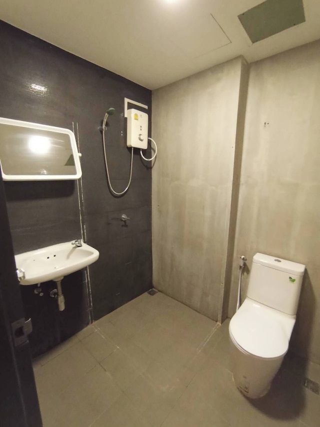 GO INN シーロム ロード - BTS セント ルイス