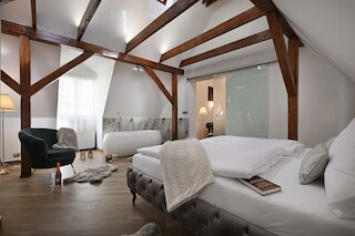 カイザーシュタイン パレス アパートメンツ