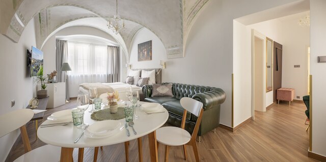 カイザーシュタイン パレス アパートメンツ