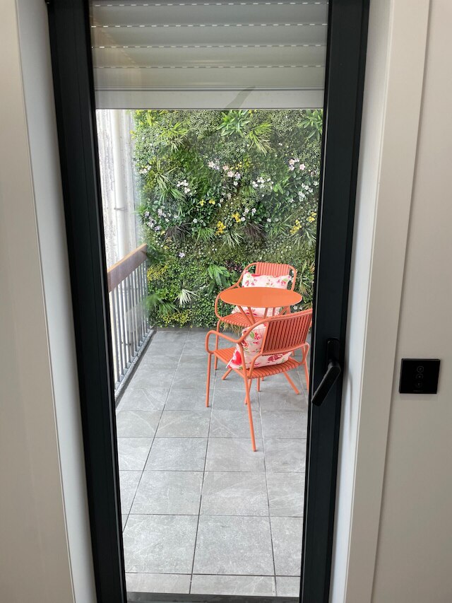 ダウンタウン プレミアム ウィズ バルコニー by Vacationy