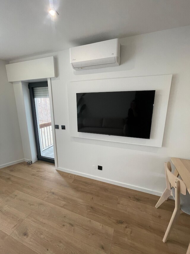 ダウンタウン プレミアム ウィズ バルコニー by Vacationy