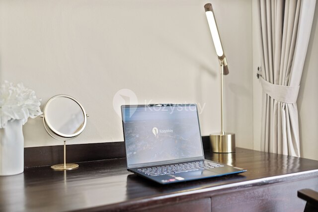 ラサマラ & チェンダナ アット メンテン by コージーステイ