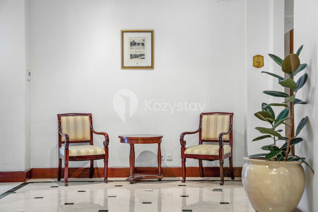 ラサマラ & チェンダナ アット メンテン by コージーステイ