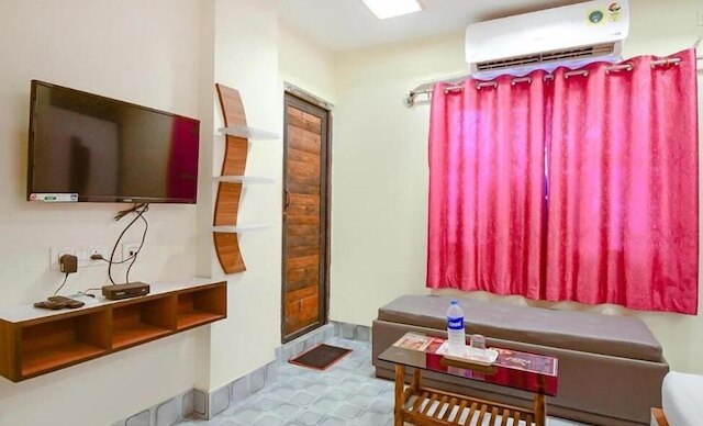 ホテル ニュー オム シャンティ インターナショナル