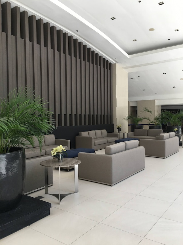 リラックス イン パサイ シティズ ベスト ケプト シークレット - スペーシャス コンド ウィズ ガーデン ビュー