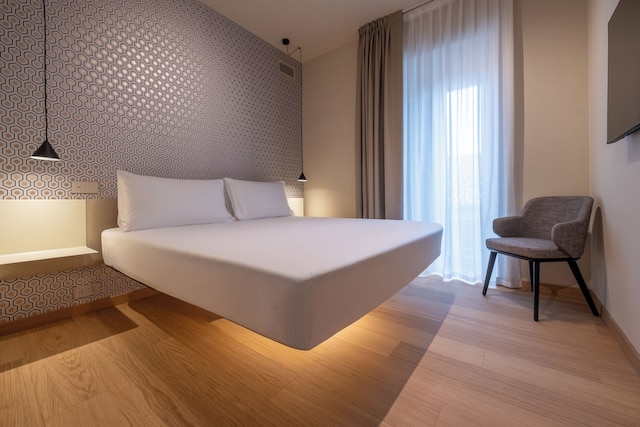 オリアナ ホメル ミラノ