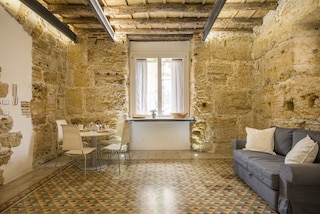 スタイリッシュ ホーム イン フロント オブ カーサ プロフェッサ