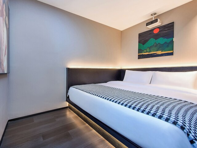 Enji M Hotel-Jiefangbei Hongyadong