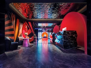 Enji M Hotel-Jiefangbei Hongyadong