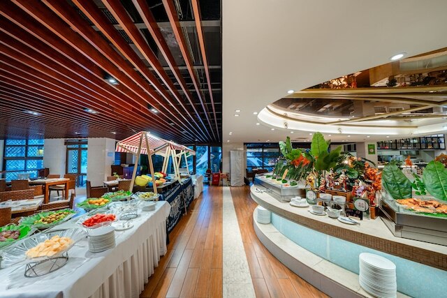 Poly International Hot Spring Hotel