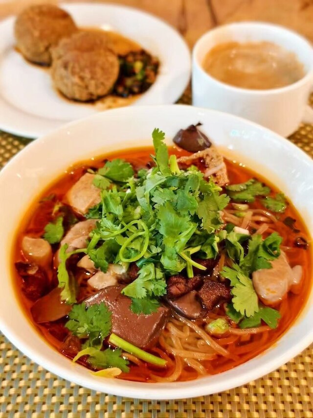 Poly International Hot Spring Hotel